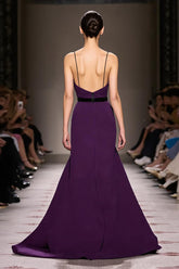 Dunkelviolettes Langes Abendkleid aus Satin mit Spaghettiträgern